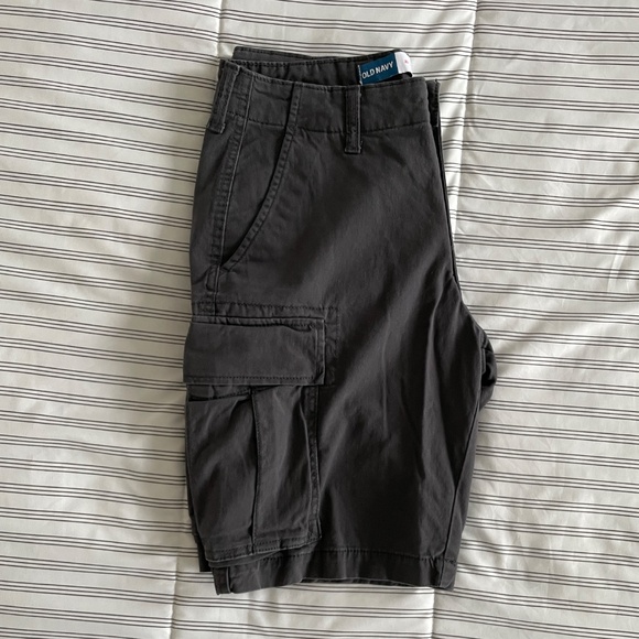 MEN'S CARGOT SHORTS BLACK -Old Navy- - Picture 3 of 7
